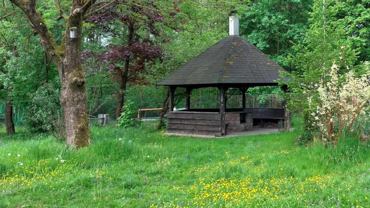 Vereinsheim und Grillhütte